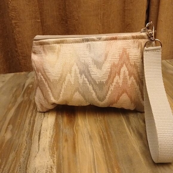 New Zippy Hanging Canvas Wristlet Clutch Pouch Make-up Bag Chevron Pastel Floral - Picture 13 of 16